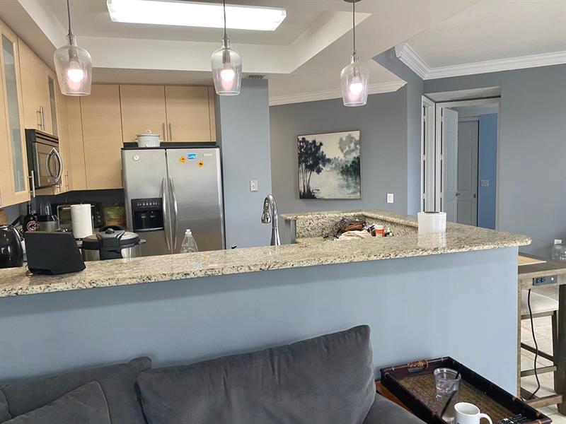 Image 8 of 52 For 2631 14th Ave  309