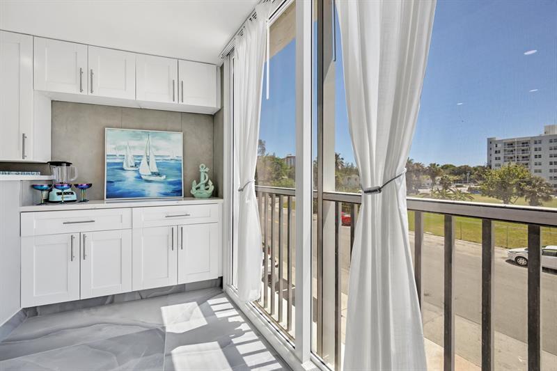 Image 5 of 24 For 720 Bayshore Dr  202