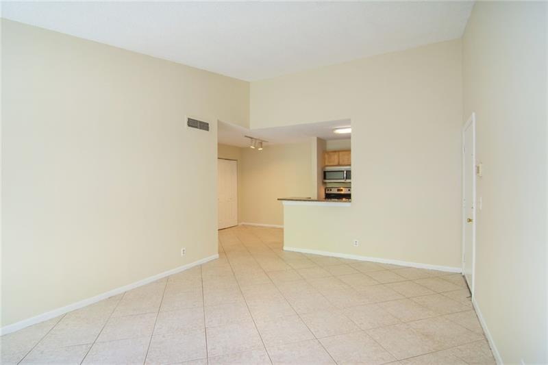 Image 11 of 26 For 10701 Cleary Blvd  306