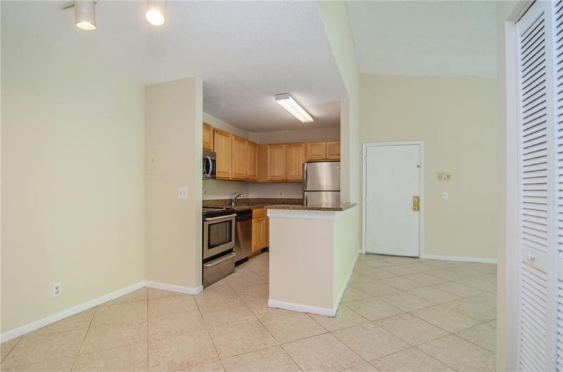 Image 9 of 26 For 10701 Cleary Blvd  306