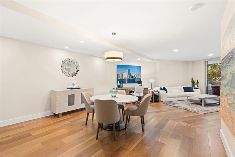 Image 3 of 50 For 701 Fort Lauderdale Beach Blvd  112