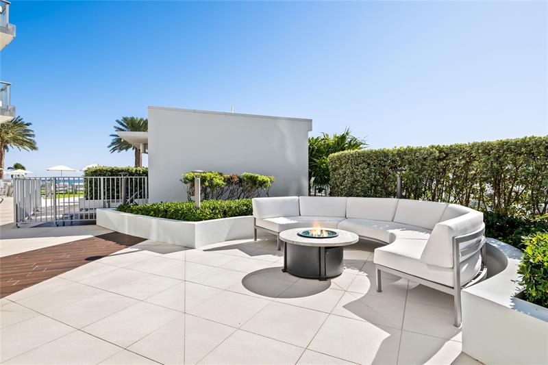 Image 30 of 50 For 701 Fort Lauderdale Beach Blvd  112