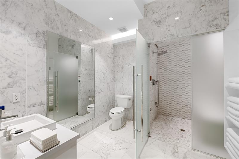 Image 36 of 50 For 701 Fort Lauderdale Beach Blvd  112