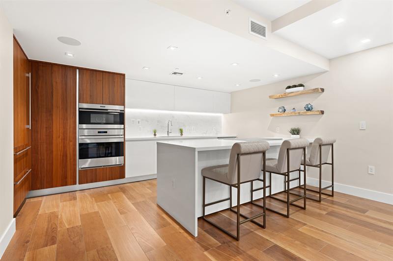 Image 6 of 50 For 701 Fort Lauderdale Beach Blvd  112