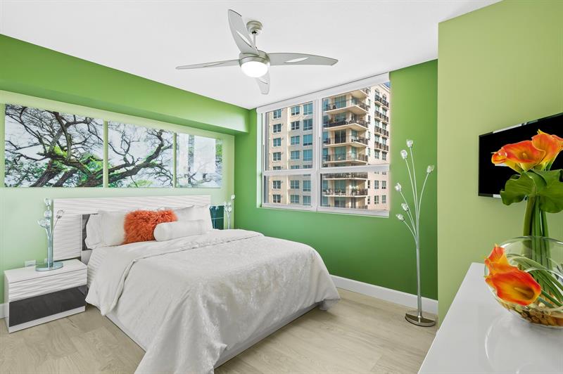 Image 10 of 52 For 600 Las Olas Blvd  1207s