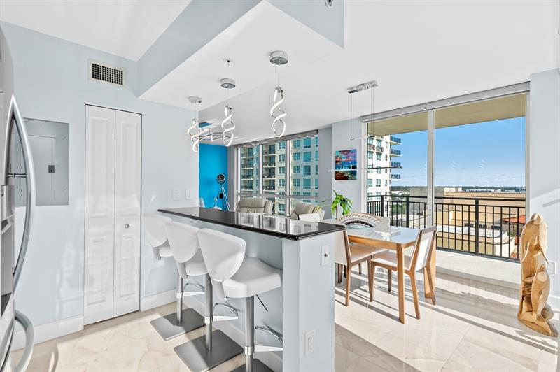 Image 19 of 52 For 600 Las Olas Blvd  1207s