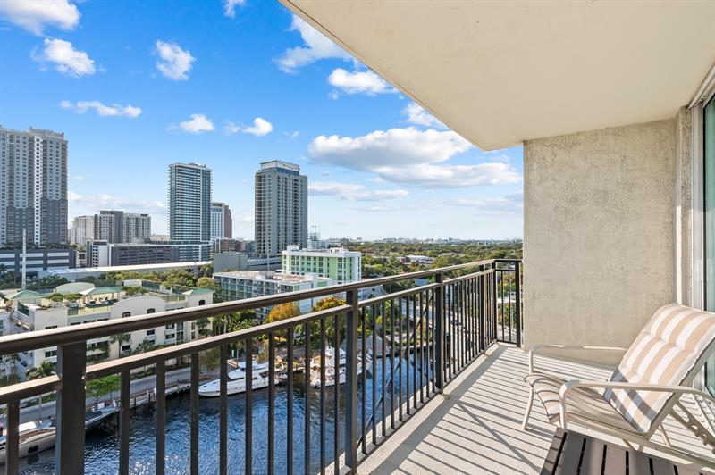 Image 21 of 52 For 600 Las Olas Blvd  1207s