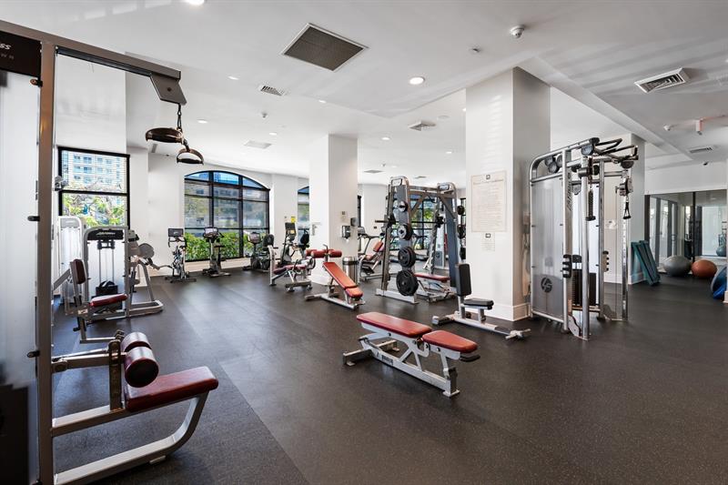 Image 35 of 52 For 600 Las Olas Blvd  1207s