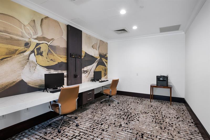 Image 40 of 52 For 600 Las Olas Blvd  1207s