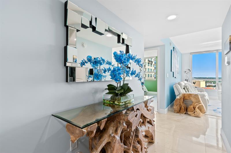 Image 9 of 52 For 600 Las Olas Blvd  1207s