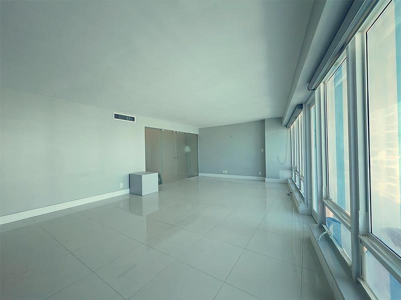 Image 20 of 39 For 4100 Galt Ocean Dr  909