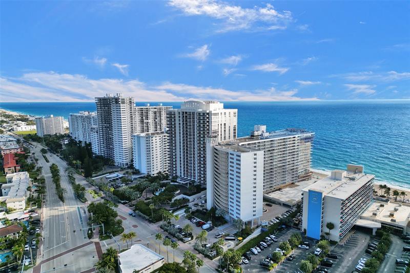Image 33 of 39 For 4100 Galt Ocean Dr  909