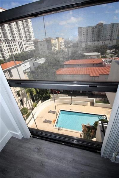 Image 27 of 30 For 911 Ponce De Leon Blvd  801