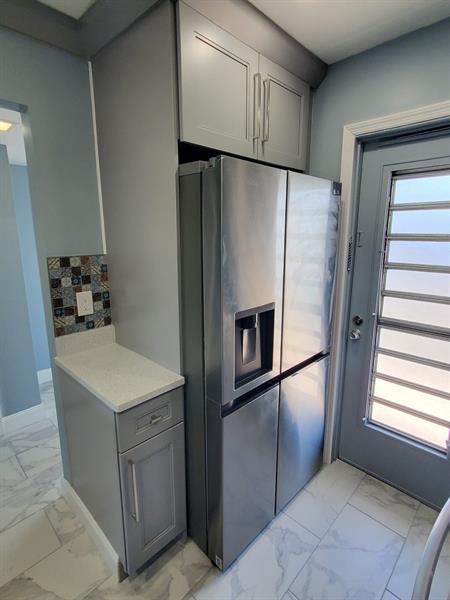 Image 15 of 100 For 1481 Ocean Blvd  308