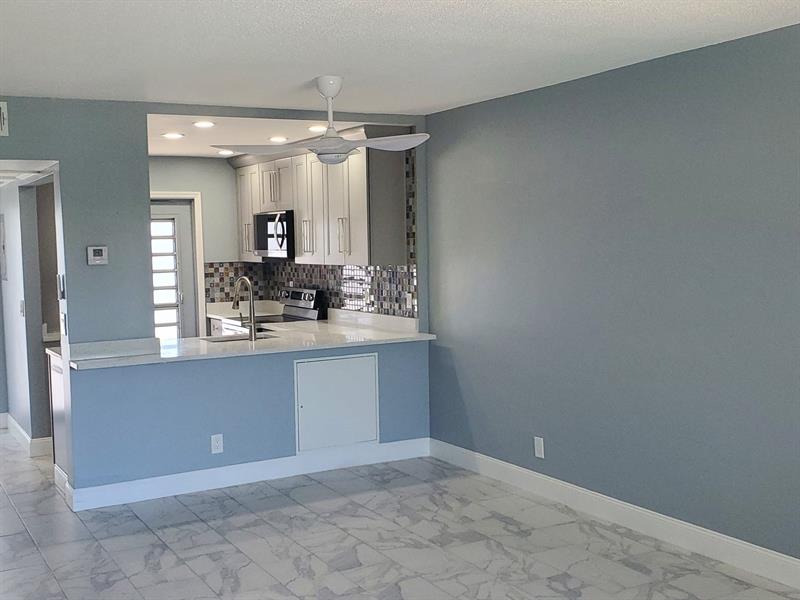 Image 24 of 100 For 1481 Ocean Blvd  308