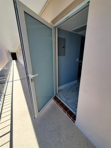 Image 3 of 100 For 1481 Ocean Blvd  308