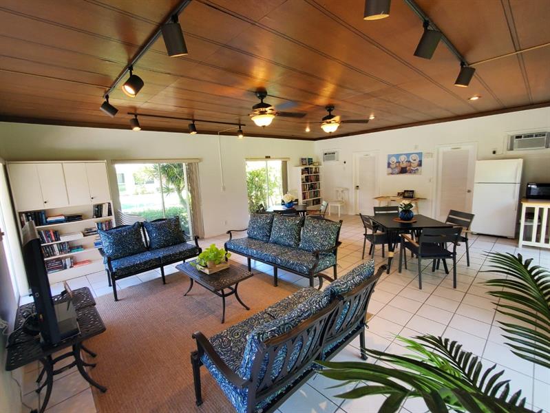 Image 54 of 100 For 1481 Ocean Blvd  308