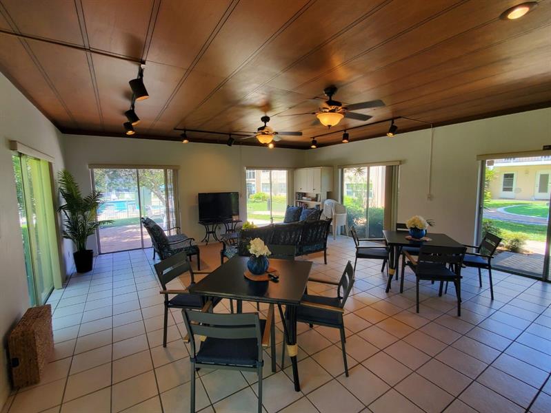 Image 58 of 100 For 1481 Ocean Blvd  308