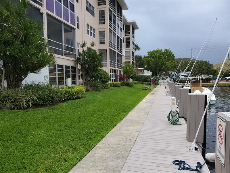 Image 68 of 100 For 1481 Ocean Blvd  308