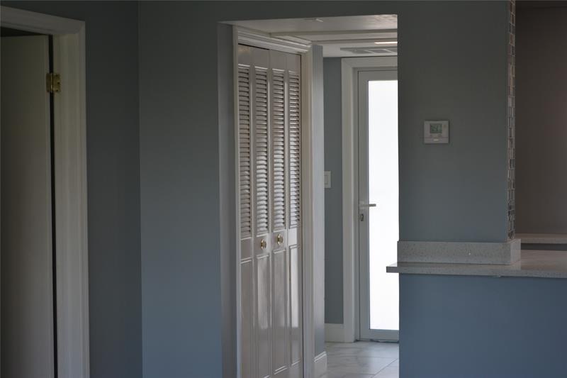 Image 84 of 100 For 1481 Ocean Blvd  308