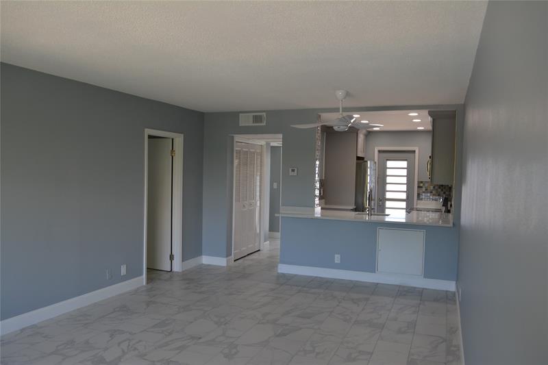 Image 85 of 100 For 1481 Ocean Blvd  308