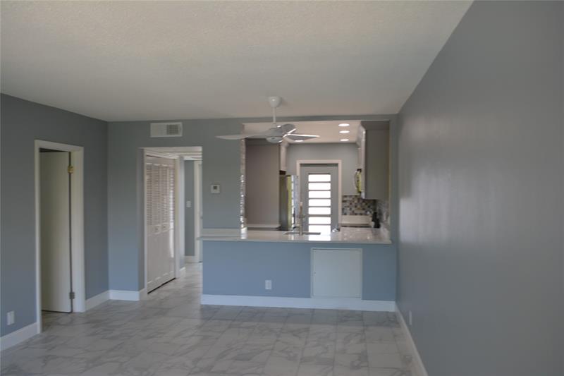 Image 86 of 100 For 1481 Ocean Blvd  308