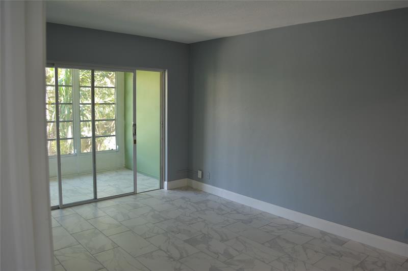 Image 92 of 100 For 1481 Ocean Blvd  308