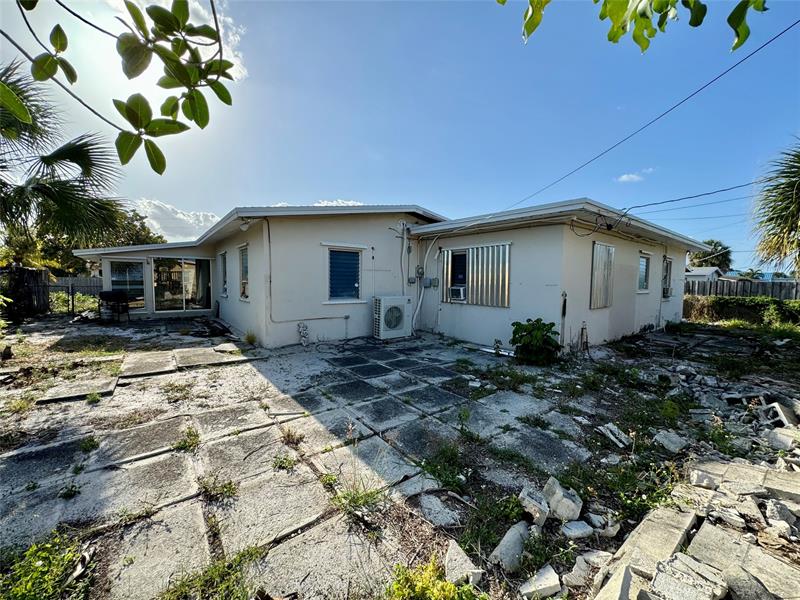 Image 15 of 15 For 402 9th St  