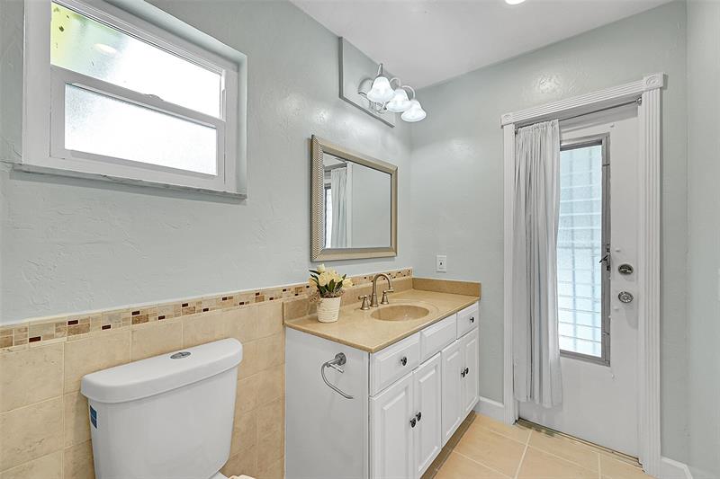 Image 41 of 79 For 1480 66th Ter
