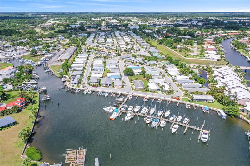 Image 22 of 32 For 4300 Saint Lucie Blvd #118