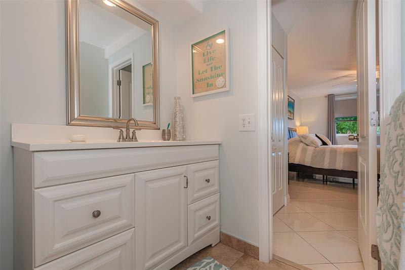 Image 16 of 36 For 2861 47th Ter  303