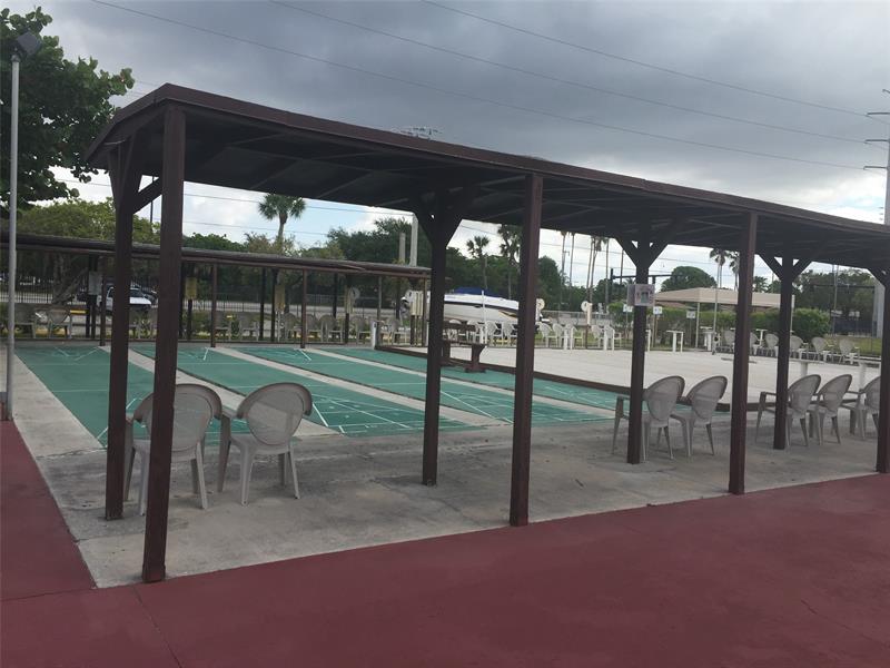 Image 27 of 36 For 2861 47th Ter  303