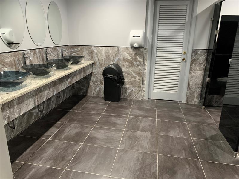 Image 32 of 36 For 2861 47th Ter  303