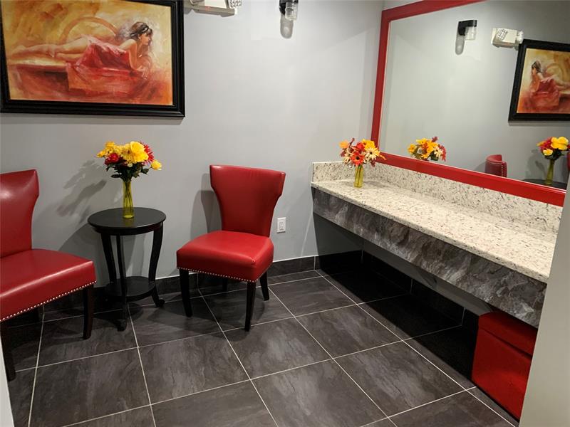 Image 33 of 36 For 2861 47th Ter  303