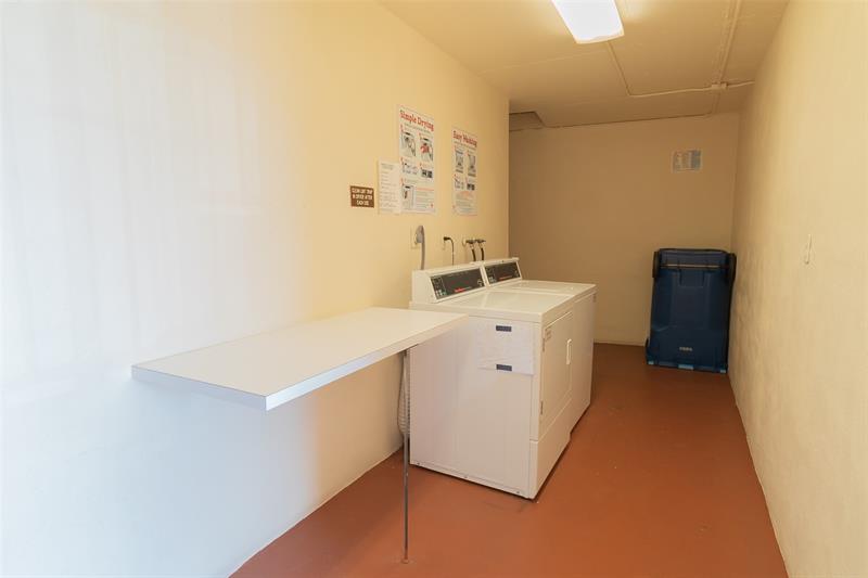 Image 25 of 82 For 8960 Hollybrook Blvd  103