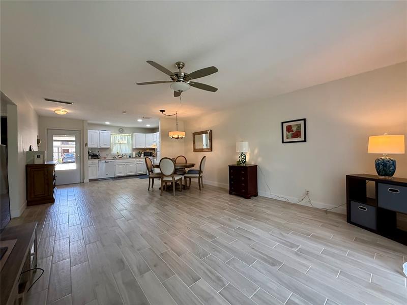 Image 8 of 35 For 6531 Federal Hwy  S-108