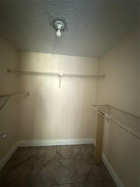 Image 9 of 14 For 4216 Inverrary Blvd  91 B