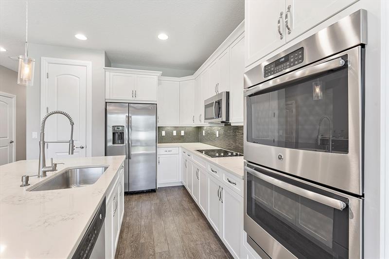 Image 13 of 53 For 10219 Akenside Drive  10219