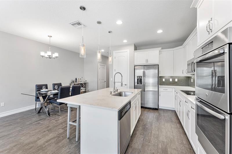 Image 15 of 53 For 10219 Akenside Drive  10219