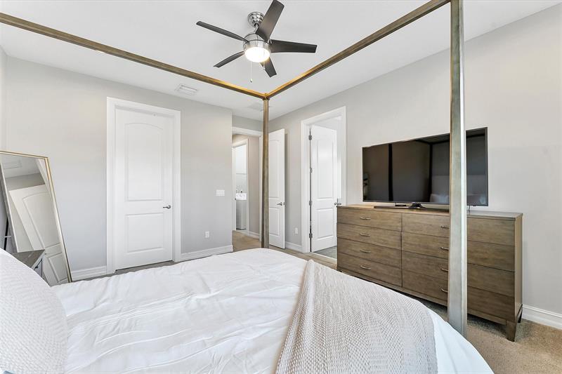 Image 18 of 53 For 10219 Akenside Drive  10219
