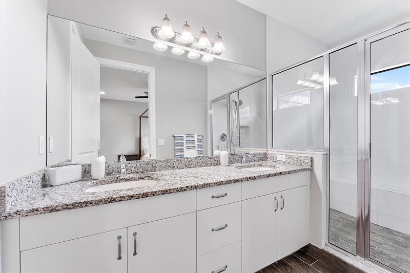 Image 19 of 53 For 10219 Akenside Drive  10219