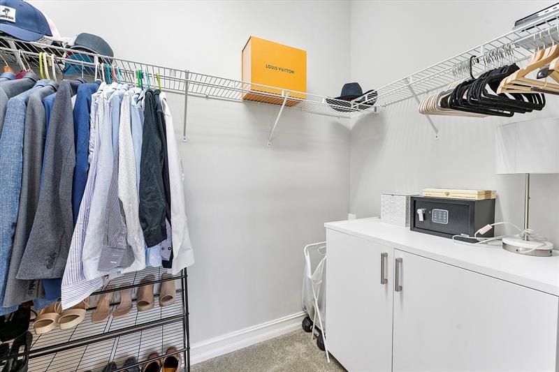 Image 21 of 53 For 10219 Akenside Drive  10219