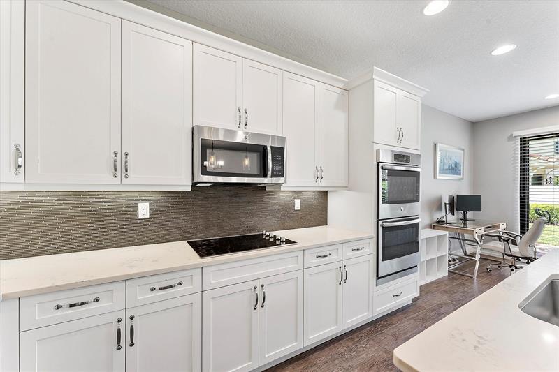 Image 5 of 53 For 10219 Akenside Drive  10219