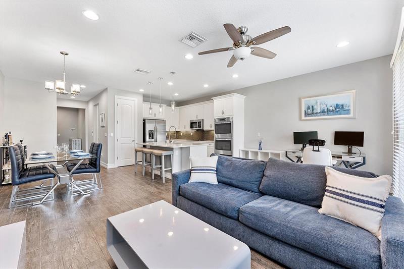 Image 9 of 53 For 10219 Akenside Drive  10219