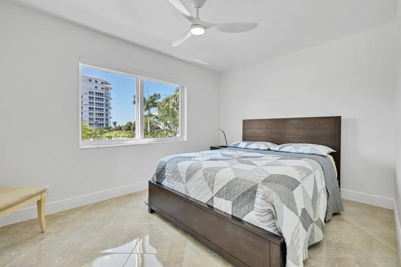 Image 15 of 22 For 720 Bayshore Dr  304