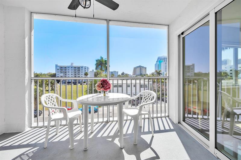 Image 8 of 22 For 720 Bayshore Dr  304
