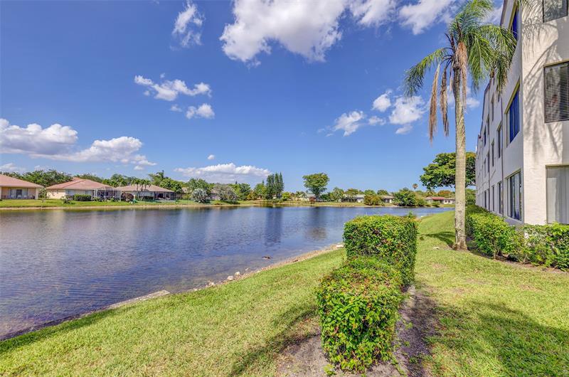 Image 25 of 26 For 9633 Belfort Cir  110