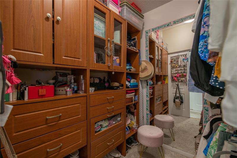 Image 29 of 39 For 4360 Camrose Ln