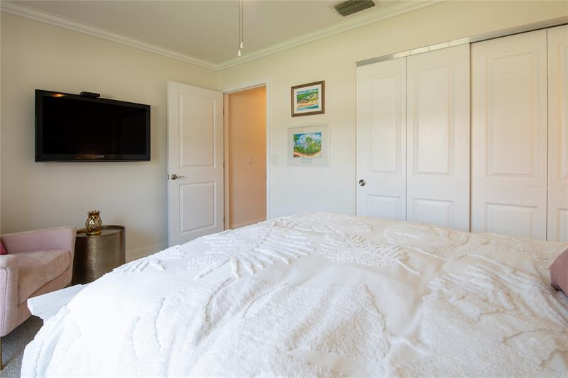Image 37 of 39 For 4360 Camrose Ln