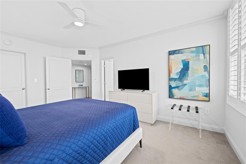 Image 19 of 27 For 888 Intracoastal Dr  12f